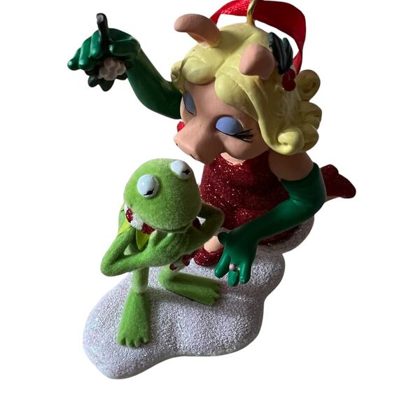 Disney Parks The Muppets Miss Piggy and Kermit Mistletoe Ornament - Picture 3 of 6